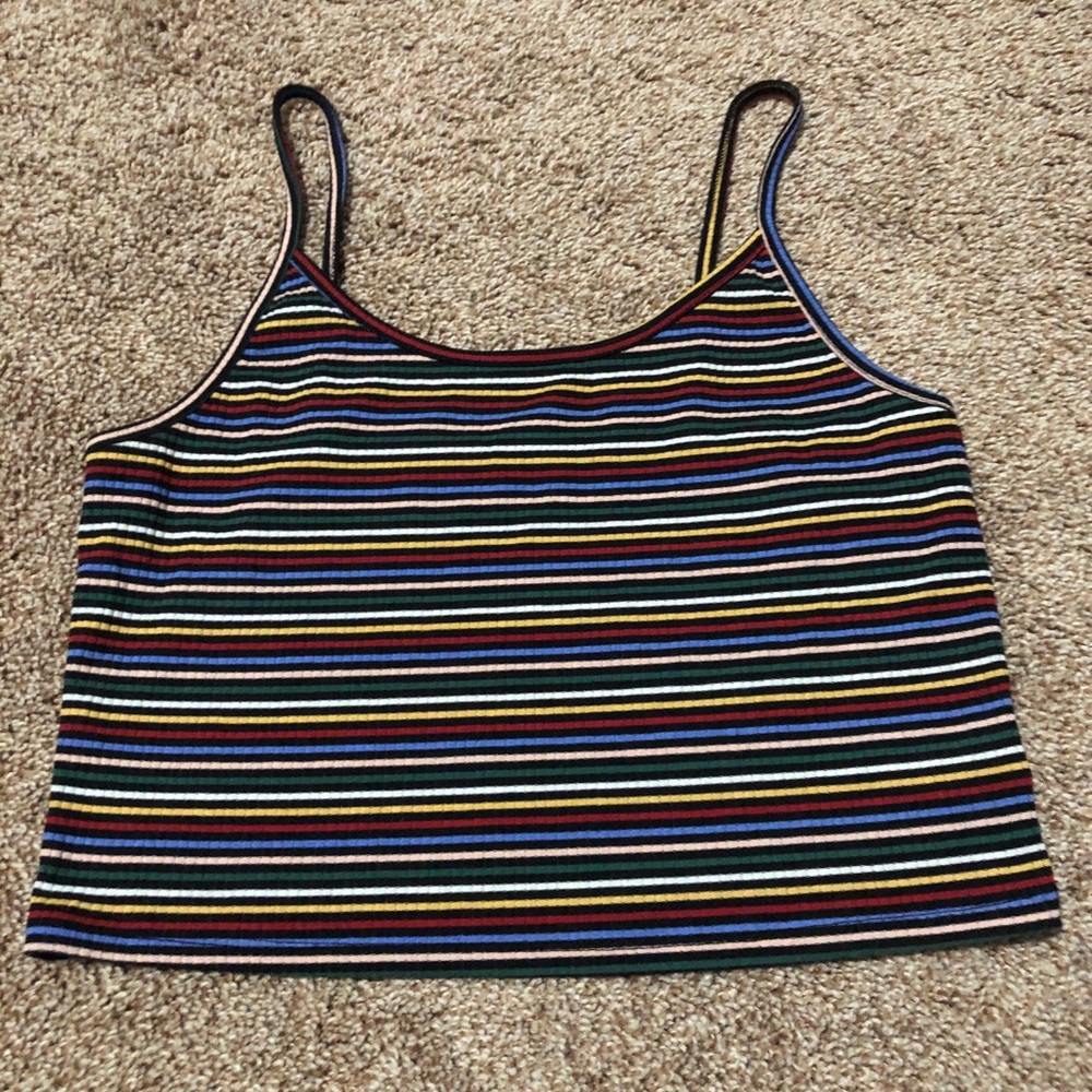 3/$25 💓 soft striped cropped tank top